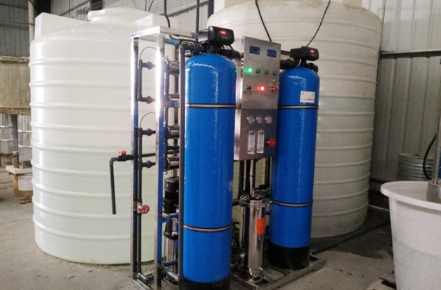 工業<a href=http://m.trkfoods.com/fstcjssb/ target=_blank class=infotextkey>反滲透凈水設備</a>